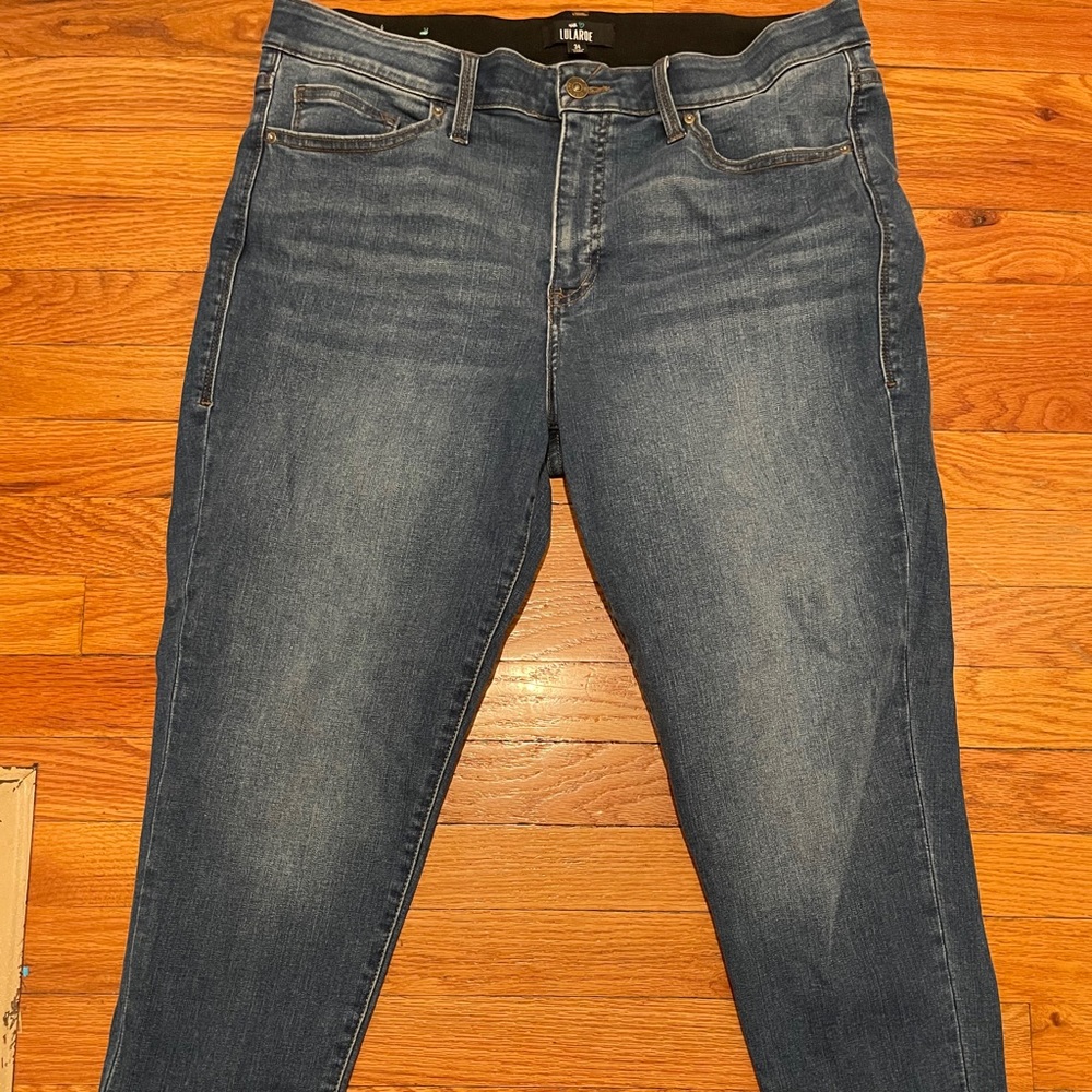 LuLaRoe Size 34 denim. EUC worn once
